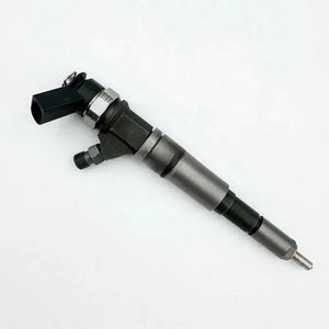 Iniettore carburante 0445110131 per BMW Serie 3 5 7 <span class=keywords><strong>X5</strong></span> 320d 330d 530d 3.0d motore diesel 0445110080 - Product Image 1