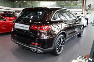 <span class=keywords><strong>GLC</strong></span> 260L 4MATIC <span class=keywords><strong>2021</strong></span>, SUV de luxe d'occasion, <span class=keywords><strong>prix</strong></span> bas, sièges foncés, essence, conduite à gauche - Product Image 5