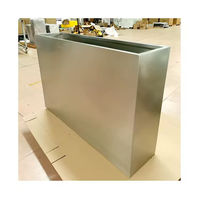 Table d'appoint en aluminium sur mesure avec rivets, mobilier d'art contemporain en tôle découpée au laser, assemblage métallique ODM OEM