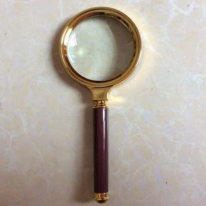 Lupa de mano de 60 mm con mango de madera, marco de metal y lente de vidrio para leer periódicos, uso para personas mayores - Product Image 4