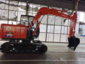 รถขุดตีนตะขาบฮิตาชิ ZX75-6A มือสอง น้ำหนัก 7.2 ตัน เครื่องขุดไฮดรอลิกแบบตีนตะขาบ สำหรับงานก่อสร้าง - Product Image 2