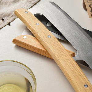 قطاعة بيتزا من الفولاذ المقاوم للصدأ ، قطاعة بيتزا ، عجلات بمقبض خشبي ، قواطع شفرات الروك مع غطاء واقي ، أدوات المطبخ - Product Image 2