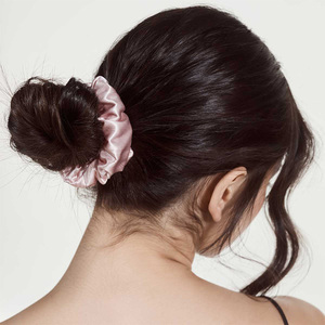 Beste Prijs Studenten Hoge Elasticiteit Populaire <span class=keywords><strong>Scrunchies</strong></span> Haarbanden Moerbei Zijde Haar Scrunchie - Product Image 6