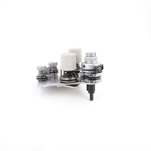 Conjunto de Abrazadera de Hilo de Doble Aguja 842 845 8420 8450 para Piezas de Repuesto de Equipos de Costura - Product Image 3
