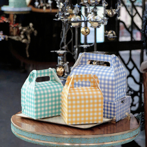 Boîte à gâteau en carton gingham personnalisée, auto-assemblante, carrée, pour emballage alimentaire, recyclable, impression quadricolore, boîte de transport - Product Image 3