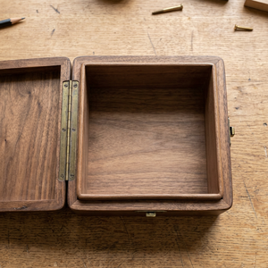 Boîte de rangement en bois <span class=keywords><strong>rustique</strong></span> vintage avec couvercle à charnières pour objets précieux, bijoux et décoration intérieure - Bois de pin naturel écologique - Product Image 6
