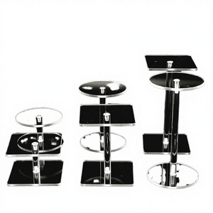 Espositore Moderno Personalizzato in Acrilico Trasparente, Supporto per Gioielli e Orologi, Piedistallo Quadrato per Cupcake e Profumi - Product Image 4