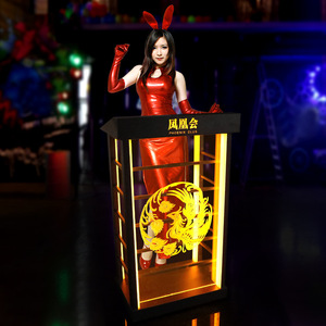 Comptoir de bar lumineux Wan Zhan, comptoir d'accueil éclairé par LED, style moderne minimaliste, station de caisse commerciale en métal à poser au sol, KTV - Product Image 1