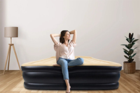 Avenli vente en gros matelas gonflable de camping en PVC floqué de haute qualité personnalisé Queen Size avec pompe intégrée