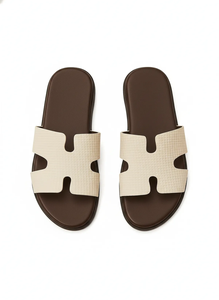 Claquettes en cuir décontractées pour hommes avec semelle extérieure en caoutchouc antidérapante, durables, confortables et élégantes pour la maison, l'extérieur et les voyages - Product Image 6