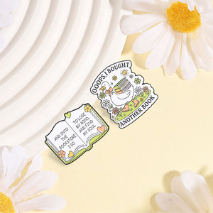 Compre un Pin de Esmalte de Pato con Diseño de Libro, para Librerías, con la Frase 'I Go To Lose My Mind Find My Soul', Broche de Libro, Decoración para Bolsos y Solapas, Regalo - Product Image 3