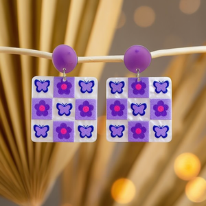 Boucles d'oreilles carrées à motif de papillon violet, en résine acrylique, bijoux à la mode pour femmes, Style tendance pour fête - Product Image 3