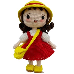 Une poupée artisanale pour petite fille, un jouet en peluche fait <span class=keywords><strong>maison</strong></span>, un cadeau spécialement conçu pour l'anniversaire <span class=keywords><strong>de</strong></span> l'enfant - Product Image 1