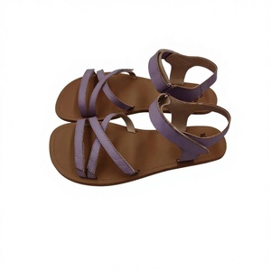 <span class=keywords><strong>Sandales</strong></span> plates sexy d'été pour femmes TipsieToes, à enfiler, en cuir véritable noir, respirantes, à rayures, avec boucle - Product Image 3