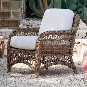 Set Moderno e Resistente di Divano e Sedie da Esterno in Rattan PE con Cuscini Impermeabili per Cortile, Giardino e Patio - Product Image 1