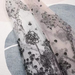 Vente directe d'usine, costume ancien Hanfu, style français, nuage de champignons, broderie noire, dentelle en maille, garniture en tissu 100% acrylique - Product Image 1
