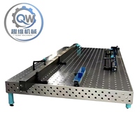 Table de soudage flexible 3D sur mesure, plateforme de soudage perforée haute précision adaptée aux stations de soudage automatisées