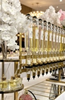 Présentoir de parfums et d'huiles essentielles avec 6 pompes, pour flacons de 375ml, 500ml, 750ml, idéal pour distributeurs spécialisés