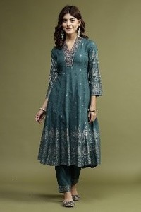 Conjunto de Kurta Anarkali con Bordado en Color Verde para Mujer, Pantalón y Kurta Larga con Estampado Étnico Tradicional Indio, Kurtis de Rayón de Secado Rápido - Product Image 3