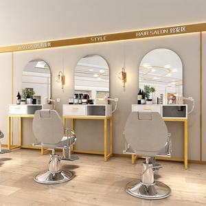 Estación de Peluquería con Diseño Elegante de Barbería, Forma de Arco en Blanco y Dorado, Espejo LED de Belleza con Cajones y Gabinete - Product Image 3