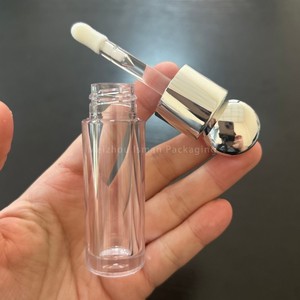 หลอดลิปกลอสแบบใสขนาด 4 มล. พร้อมหัวแปรงขนาดใหญ่ บรรจุภัณฑ์สีทองและสีเงิน ยี่ห้อ ISMAN รับทำโลโก้ตามสั่ง - Product Image 6