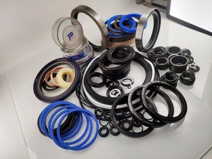 Kit de reparación de sellos para cilindros hidráulicos de brazo y cucharón de excavadoras PC12, PC15, PC18, PC20MR-2, PC35MR-2, PC40, PC45 - Product Image 5