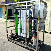 Système d'osmose inverse commercial 1000 LPH avec membrane RO 4040 et boîtier FRP pour le traitement de l'eau potable