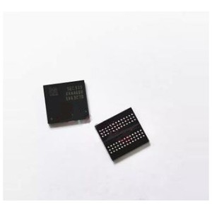 วงจรรวม 8 DDR4 2133Mbps หน่วยความจำ 2G x 4 78 FBGA K4A8G045WC-BCPB - Product Image 3