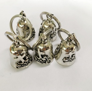 En gros, Porte-clés Clochette de moto en laiton et alliage de zinc, style <span class=keywords><strong>vintage</strong></span>, porte-bonheur, avec motifs <span class=keywords><strong>casque</strong></span> de guerrier et ange gardien, cadeau - Product Image 2