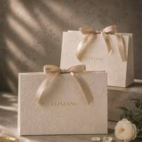 Sac en papier personnalisé avec poignée en corde, emballage cadeau de luxe pour vêtements, chaussures, bijoux, vente au détail, vente en gros