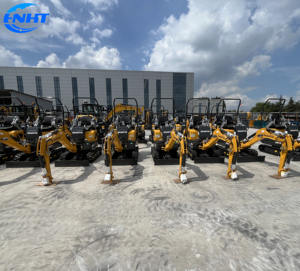 Mini-excavatrice hydraulique de 1,2 tonne à prix avantageux avec moteur importé et garantie d'un an pour une utilisation agricole - Product Image 2