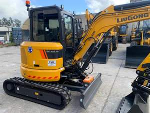 Liugong Chine Top marque 3.5 tonnes 9035E Mini pelle hydraulique avec prix bon marché à vendre - Product Image 3