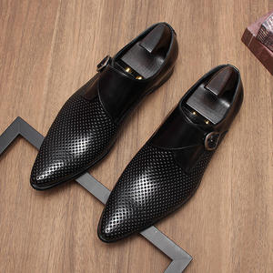 Zapatos de Cuero Formales de Negocios con Diseño Calado para Hombre, Primavera/Verano 2026, Sandalias Transpirables con Punta en Pico y Estilo Slip-On - Product Image 3