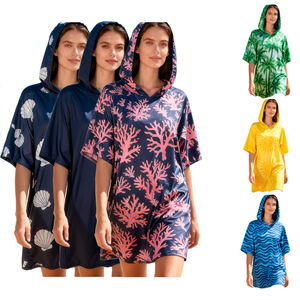 Poncho con Cappuccio in Microfibra per Cambiarsi, Asciugamano Personalizzato Stampato ad Asciugatura Rapida, Mantella da Spiaggia con Cappuccio per Cambiarsi - Product Image 1
