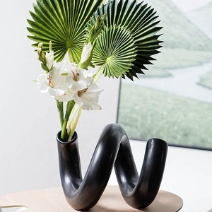 <span class=keywords><strong>Vaso</strong></span> in Ceramica Nordico Bianco e <span class=keywords><strong>Nero</strong></span>, <span class=keywords><strong>Vaso</strong></span> per Fiori con Smalto Opaco, Portafiori per Idrocoltura e Fiori Secchi, Arredamento Minimalista - Product Image 2