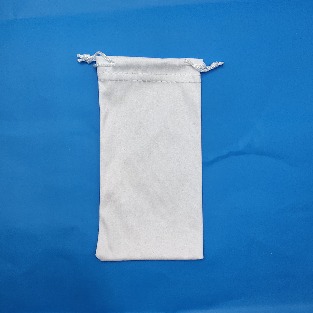 Pochette en microfibre blanche