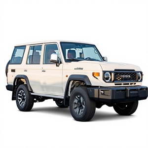 Land Cruiser LC76 Pickup 2024, 2.8L 4x4 Diesel, 6 Posti, Cerchi R18, Cambio Automatico, Euro VI, Luci Diurne a LED, Guida a Sinistra - Product Image 1
