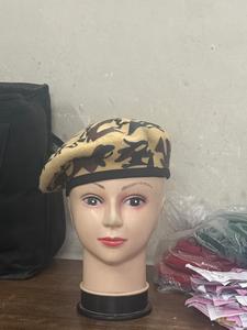 Béret français personnalisé en gros feutre de laine chaud d'hiver avec maille de sécurité divers modèles pour les fêtes formelles en plein air - Product Image 3