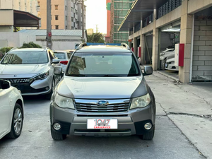 <span class=keywords><strong>Subaru</strong></span> Forester Luxury 2008 Usata, SUV 5 Posti, Motore 2.0L Benzina, Veicolo Fuoristrada in Vendita - Product Image 3