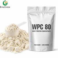 Poudre de concentré de protéines de lactosérum en vrac WPC 80% de qualité alimentaire, matière première non aromatisée pour la formulation de boissons et de produits nutritionnels