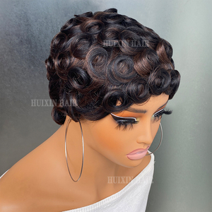 Chioma Pixie Cut Perruques Remy <span class=keywords><strong>Cheveux</strong></span> Humains Sans Colle Pré-Plumé <span class=keywords><strong>Court</strong></span> Bouclés Perruque Highlight Couleur <span class=keywords><strong>Frange</strong></span> pour les Femmes Noires - Product Image 3