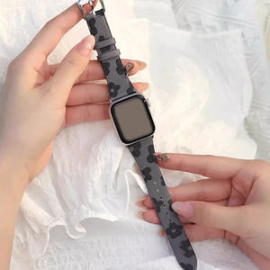 Correa de Reloj de Cuero Genuino con Estampado Floral para Mujer, Compatible con <span class=keywords><strong>Apple</strong></span> <span class=keywords><strong>Watch</strong></span> Ultra/Ultra 2 49mm / <span class=keywords><strong>SE</strong></span> / <span class=keywords><strong>SE</strong></span> (<span class=keywords><strong>2022</strong></span>/2023) 44mm - Product Image 4