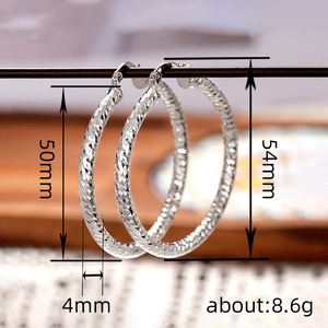 Pendientes de Aro Geométricos para Mujer, Diseño Redondo, Accesorios para la Oreja de Uso Diario - Product Image 4