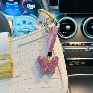 Porte-clés en forme de <span class=keywords><strong>papillon</strong></span> coloré personnalisé à suspendre, porte-clés de <span class=keywords><strong>voiture</strong></span> en strass 3D, porte-clés en diamant complet, porte-clés en forme de <span class=keywords><strong>papillon</strong></span> - Product Image 5