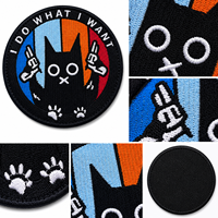 Badge en tissu brodé personnalisé, usine OEM professionnelle, patch logo thermocollant ou à coudre pour vestes, uniformes et vêtements
