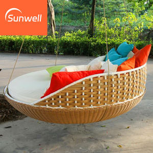 Balançoire de <span class=keywords><strong>lit</strong></span> suspendue d'usine professionnelle mobilier d'extérieur <span class=keywords><strong>lit</strong></span> de chaise longue <span class=keywords><strong>suspendu</strong></span> avec coussins imperméables - Product Image 2