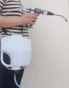 獣用注射器10ml/20ml/30ml/60ml連続注射ガン動物駆虫 & 経口薬配達水スプレー機能 - Product Image 6