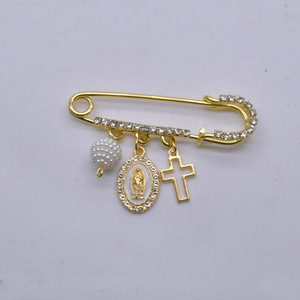 Broche cruzado para mujer, colgante de perlas y diamantes de imitación dorados, pin para ropa, regalo, joyería, accesorio de moda - Product Image 3
