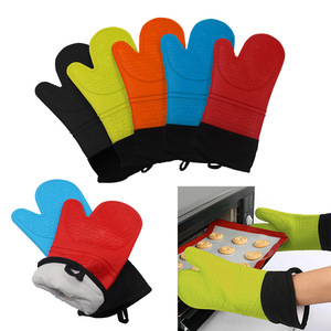Gants de cuisine isolés personnalisés en coton résistant à la chaleur, antidérapants, en silicone pour four - Product Image 2
