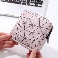 Sac de voyage polochon imperméable, tendance 2026, avec compartiments, isotherme, extensible, pour maquillage et articles de voyage, disponible sur les marchés en ligne